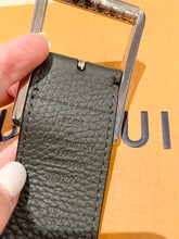 Load image into Gallery viewer, LOUIS VUITTON Men’s Reverso 40mm Reversible Belt In Black 95/38