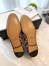 Load image into Gallery viewer, GUCCI Men’s Geometric G Print Loafers US9