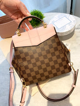 Load image into Gallery viewer, LOUIS VUITTON 2018 Damier Ebene Clapton Backpack In Magnolia