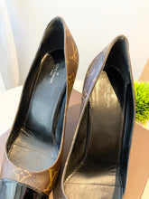 Load image into Gallery viewer, LOUIS VUITTON Patent Leather Monogram Fetish Pumps EU39