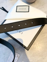 Load image into Gallery viewer, GUCCI Unisex GG Gold Buckle 1” Width Leather Belt In Black 85/34