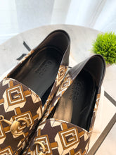 Load image into Gallery viewer, GUCCI Men’s Geometric G Print Loafers US9