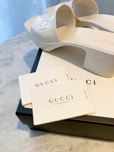 Load image into Gallery viewer, GUCCI Women's Rubber Slide Sandal - White - EU (39)