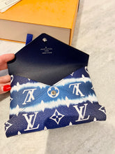 Load image into Gallery viewer, LOUIS VUITTON 2020 Monogram LIMITED EDITION Escale Medium Kirigami Pochette In Blue