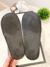 Load image into Gallery viewer, GUCCI Women’s Stripe Rubber Slide Sandals US8