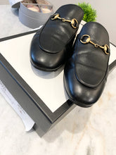 Load image into Gallery viewer, GUCCI Princetown Women’s Leather Slippers In Black EU38