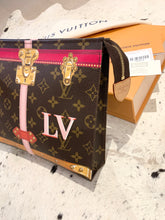 Load image into Gallery viewer, LOUIS VUITTON Monogram LIMITED EDITION Summer Trunks Toiletry Pouch 26