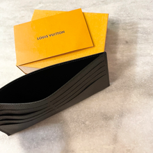 Load image into Gallery viewer, LOUIS VUITTON 2022 Empreinte Leather Credit Card Insert In Black