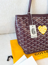 Load image into Gallery viewer, 💛 NEW! 2025 GOYARD Anjou Canvas Leather Reversible Mini Tote Bag / Burgundy
