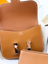 Load image into Gallery viewer, Hermès Constance Slim Wallet Gold Epsom / Silver Hardware
