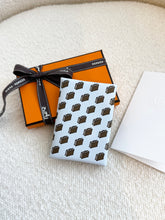 Load image into Gallery viewer, HERMES 2025 Calvi Duo Suitcase "Valises" Printed Swift Leather / Bleu Brume
