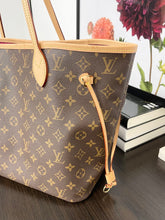 Load image into Gallery viewer, LOUIS VUITTON 2022 Monogram Neverfull MM Tote in Pivoine Pink
