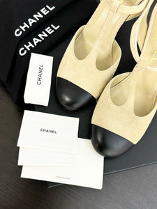 CHANEL 2022 Suede Cap Toe Crystal Slingback Pumps in Light Beige/Black - EU38