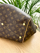 Load image into Gallery viewer, LOUIS VUITTON Monogram Tivoli GM Satchel Bag
