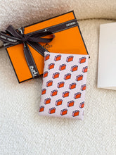 Load image into Gallery viewer, HERMES 2025 Calvi Duo Suitcase "Valises" Printed Swift Leather / Mauve Pale
