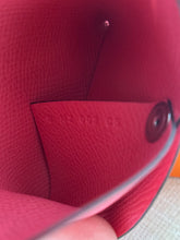 Load image into Gallery viewer, HERMES 2023 Bastia Change Purse / Epsom / Rose Azalee
