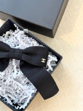 Load image into Gallery viewer, ✨NEW✨CHANEL Grosgrain Bow CC Hair Clip / Black
