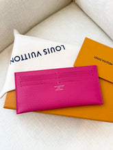 Load image into Gallery viewer, LOUIS VUITTON 2025 Canvas Credit Card Holder / Pondichery Pink

