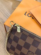 Load image into Gallery viewer, LOUIS VUITTON Damier Ebene Canvas Mini Pochette Accessoires
