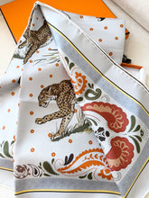 Load image into Gallery viewer, Hermès 2025 Guepards Bandana Double Face Scarf 90 in Noir / Ardoise / Rose
