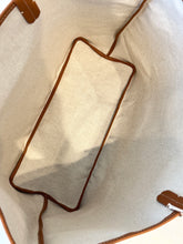 Load image into Gallery viewer, ✨CLASSIC✨2025 GOYARD Saint Louis PM Tote Bag / Black &amp; Tan
