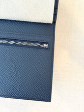 Load image into Gallery viewer, HERMES 2022 Bearn Wallet in Bleu Indigo / Epsom Leather
