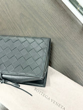 Load image into Gallery viewer, BOTTEGA VENETA Nappa Intrecciato Tie Clutch in Black
