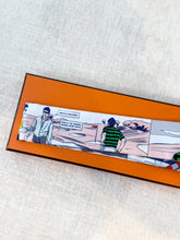 Load image into Gallery viewer, HERMÉS Silk Wow Twilly Bandeau in Gris/Rose/Vert
