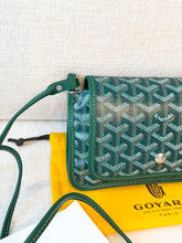 Load image into Gallery viewer, 💚 NEW! 2025 GOYARD Plumet Pocket Canvas Leather Crossbody Bag / Green
