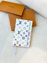 Load image into Gallery viewer, LOUIS VUITTON LV x TM Takashi Murakami Monogram Multicolore Jane Notebook MM
