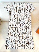 Load image into Gallery viewer, HERMES 2024 “Panoplie Tout Cuir” Cotton Straight Dress / Blanc Naturel / EU 34
