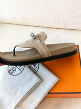 Load image into Gallery viewer, HERMES Empire Kelly Buckle Suede Sandal / Beige / EU (37)
