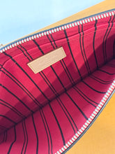 Load image into Gallery viewer, LOUIS VUITTON 2024 Neverfull MM Monogram Pochette Wristlet Pouch / Cherry
