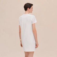 Load image into Gallery viewer, HERMES Embroidered Pocket Straight Dress in Plain Cotton Jersey / Blanc / EU36 Co
