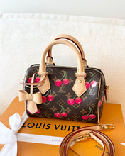 Load image into Gallery viewer, 🍒 LOUIS VUITTON LV x TM Takashi Murakami Monogram Cherry Speedy Bandoulière 20
