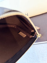 Load image into Gallery viewer, LOUIS VUITTON Monogram Canvas Mini Pochette Accessories
