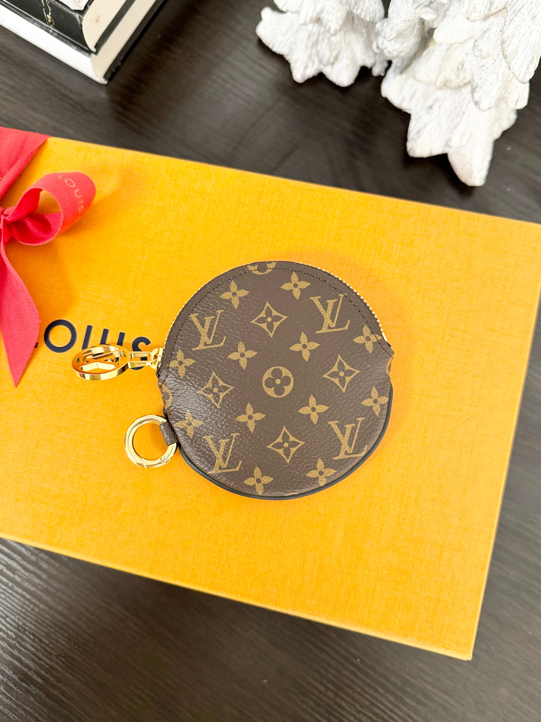 ▪️SOLD▪️LOUIS VUITTON 2020 Monogram Mini Round Coin Purse