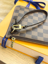 Load image into Gallery viewer, LOUIS VUITTON Neverfull MM Damier Ebene Pochette Wristlet Pouch in Cherry
