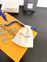 Load image into Gallery viewer, LOUIS VUITTON Chain Strap in Gold
