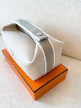 Load image into Gallery viewer, 🤍 NEW!! 2025 HERMÉS Bride-a-Brac Case / Small Model / Natural
