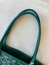 Load image into Gallery viewer, 💚NEW! 2025 GOYARD Anjou Reversible Mini Tote Bag / Green
