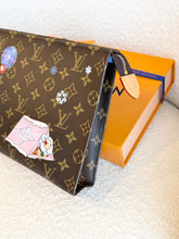 Load image into Gallery viewer, LOUIS VUITTON 2025 “Vivienne Holidays” Monogram Toilet Pouch - Large
