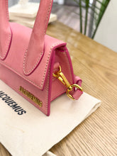 Load image into Gallery viewer, Jacquemus Le Chiquito&#39; Signature Mini Handbag in Pink
