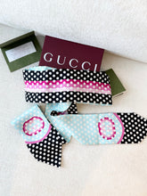 Load image into Gallery viewer, GUCCI Polka Dot Print Silk Headscarf / M no
