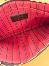 Load image into Gallery viewer, LOUIS VUITTON Neverfull MM Damier Ebene Pochette Wristlet Pouch in Cherry
