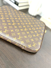 Load image into Gallery viewer, LOUIS VUITTON Monogram Canvas 15 Inch Laptop Case
