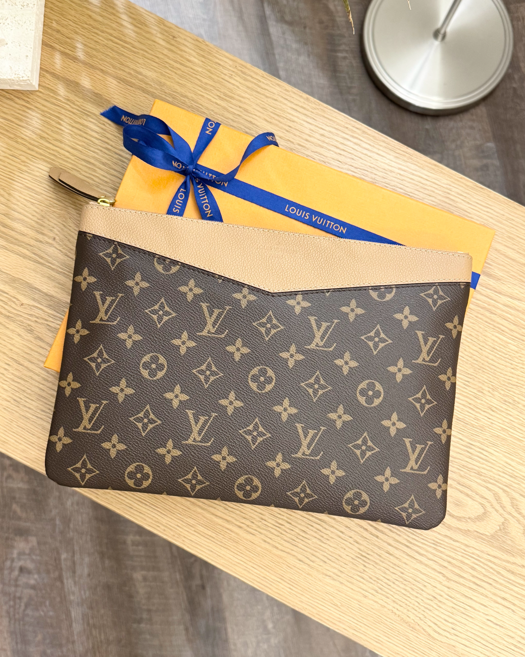 LOUIS VUITTON Monogram Canvas Daily Pouch in Sesame