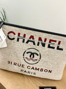 CHANEL Tweed Deauville O-Case - Red/White/Blue