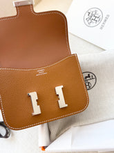 Load image into Gallery viewer, Hermès Constance Slim Wallet Gold Epsom / Silver Hardware
