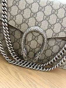 GUCCI GG Supreme Dionysus Small Shoulder Bag in Beige